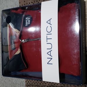 Nautica Men's Quarter Zip Pullover Giftbox